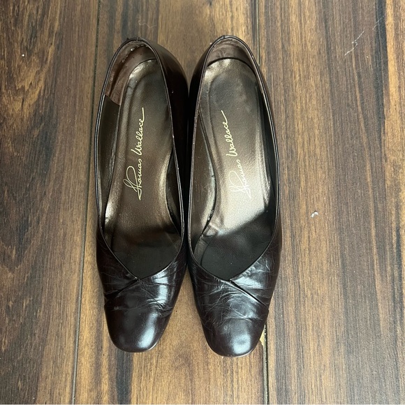 Thomas Wallace Vintage Leather Pumps – Low Heel | Size 6.5 B - Picture 4 of 11